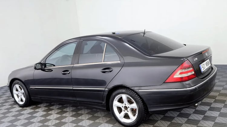 Mercedes-Benz C 270