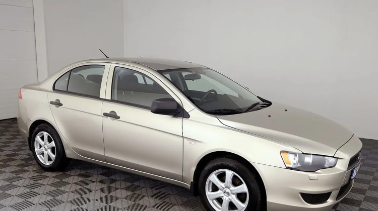 Mitsubishi Lancer