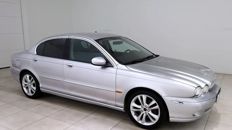 Jaguar X-Type preview
