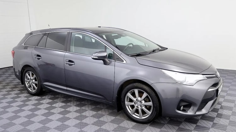 Toyota Avensis preview