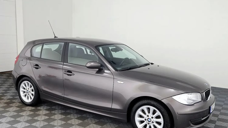 BMW 118