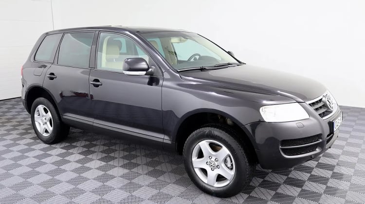 Volkswagen Touareg preview