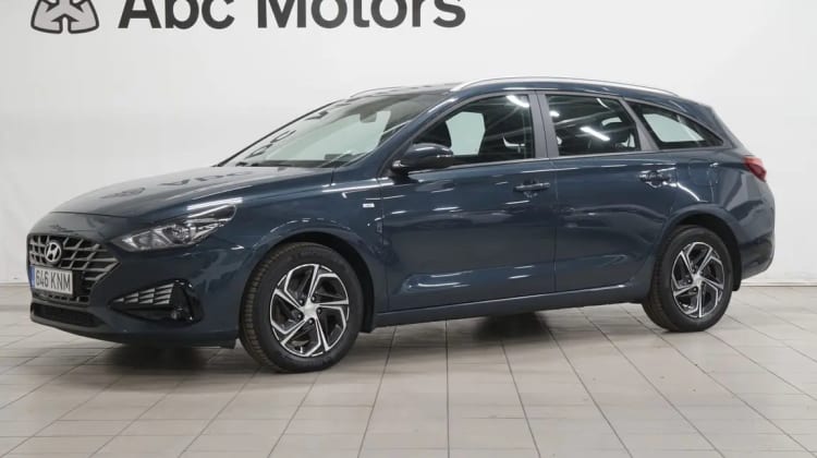 Hyundai i30 preview