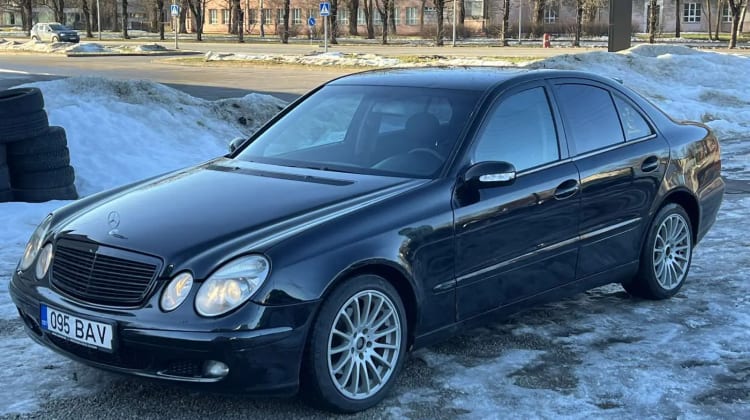 Mercedes-Benz E 220