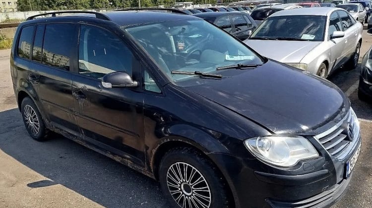 Volkswagen Touran preview