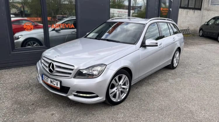 Mercedes-Benz C 180 preview