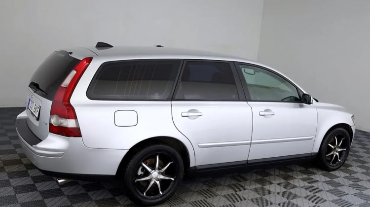 Volvo V50