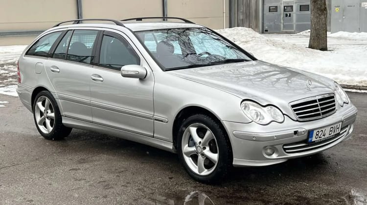 Mercedes-Benz C 220