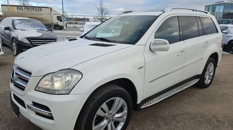 Mercedes-Benz GL 350 preview