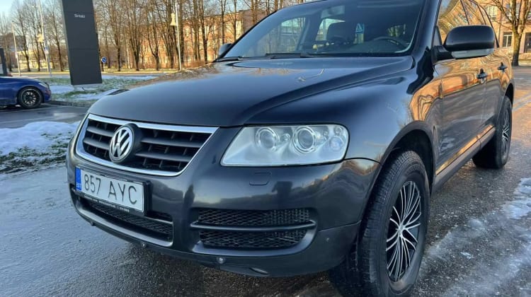 Volkswagen Touareg