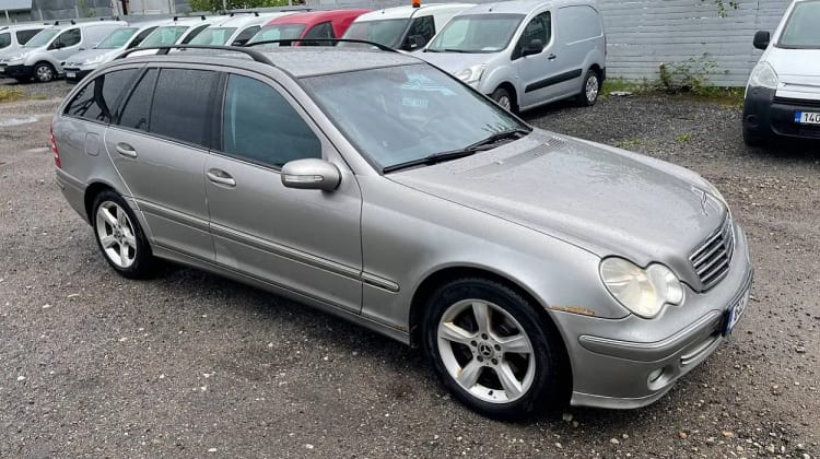 Mercedes-Benz C 220 preview