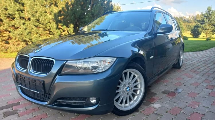 BMW 320 preview