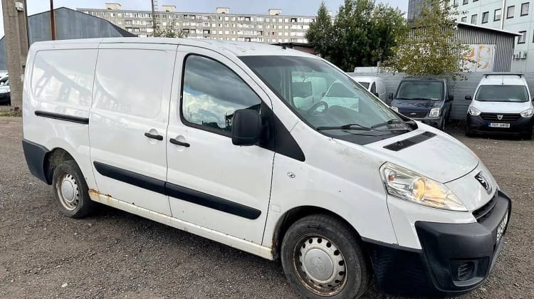 Peugeot Expert preview
