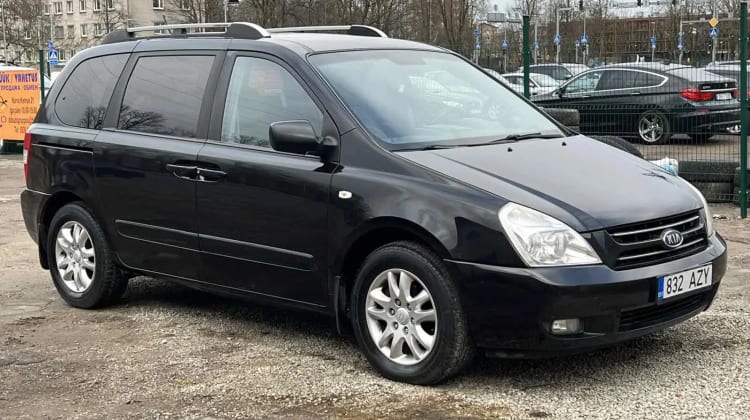 Kia Carnival