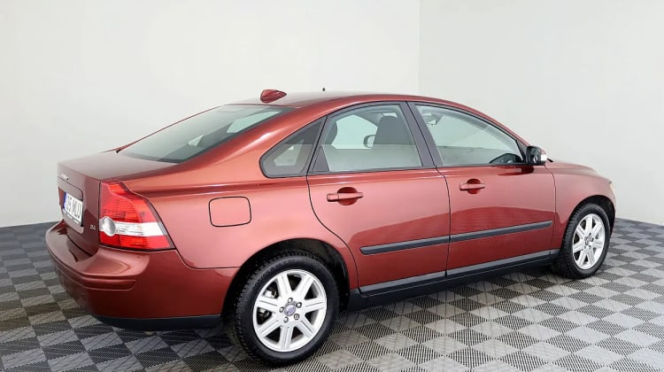 Volvo S40