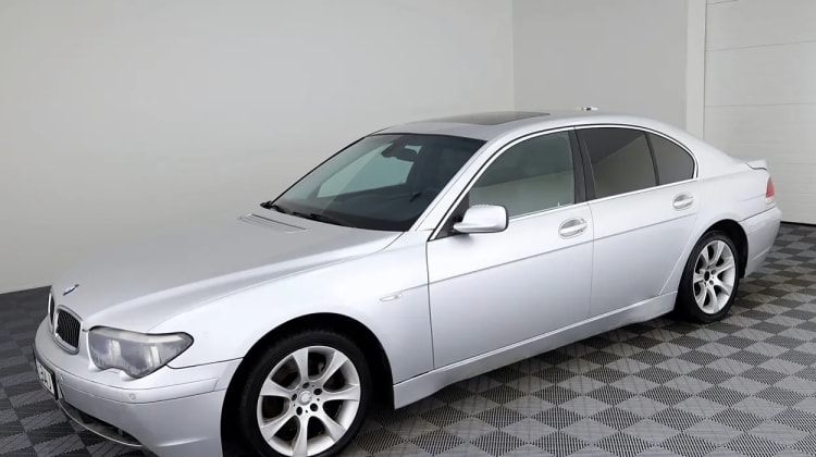 BMW 730