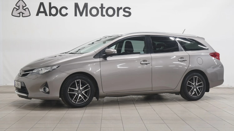 Toyota Auris preview
