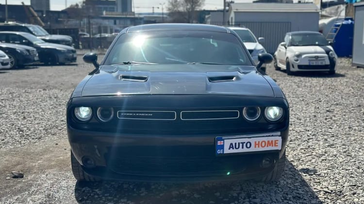 Dodge Challenger