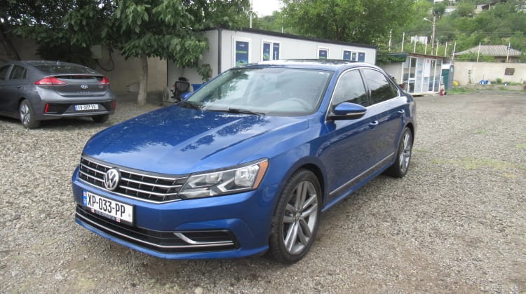 Volkswagen Passat preview