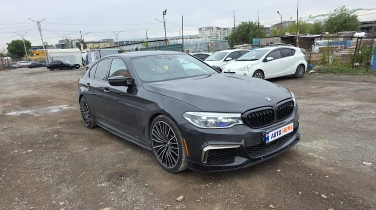 BMW M550 preview