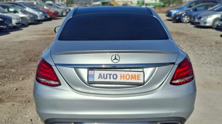 Mercedes-Benz C 300