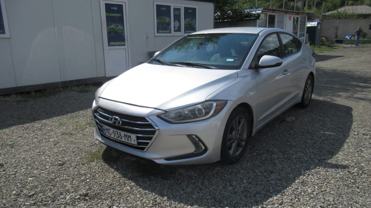 Hyundai Elantra preview