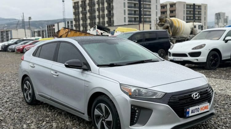 Hyundai IONIQ