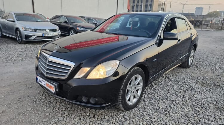 Mercedes-Benz E 220