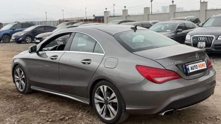 Mercedes-Benz CLA 250