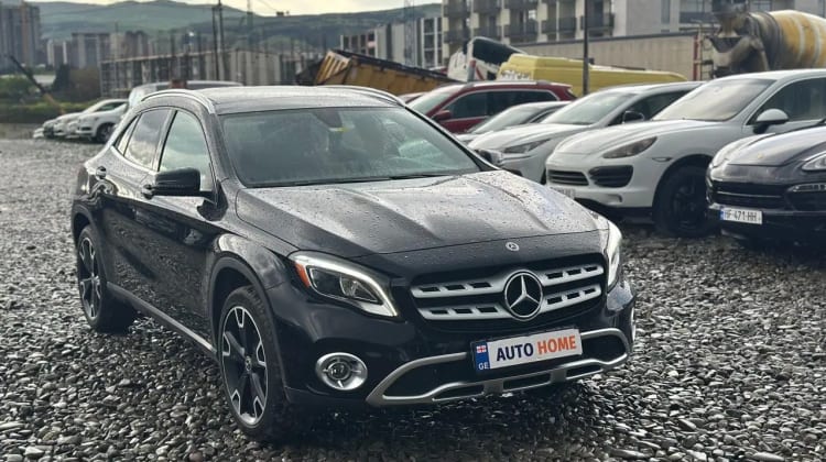 Mercedes-Benz GLA 250