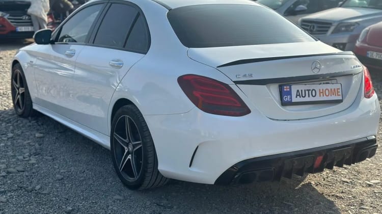 Mercedes-Benz C 450 AMG
