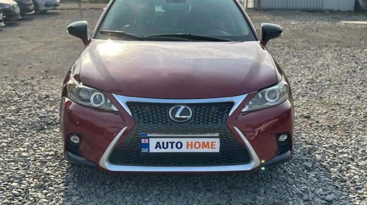Lexus CT 200h