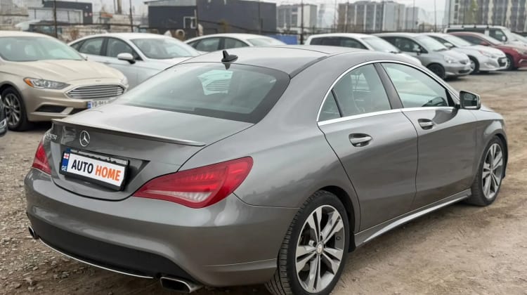 Mercedes-Benz CLA 250
