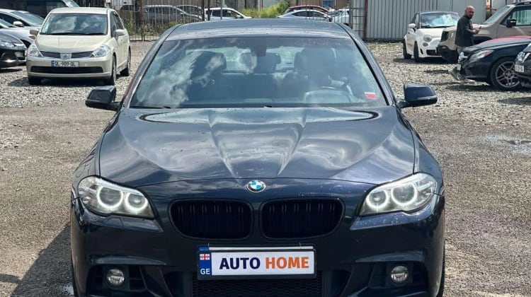 BMW 528
