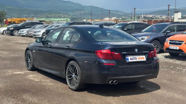 BMW 528