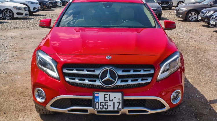 Mercedes-Benz GLA 250