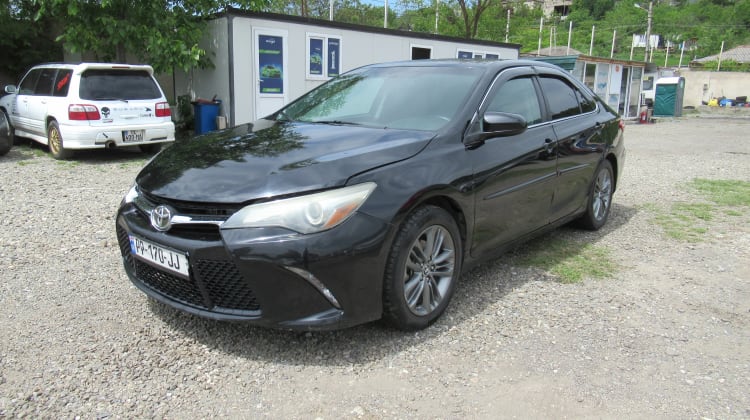 Toyota Camry preview