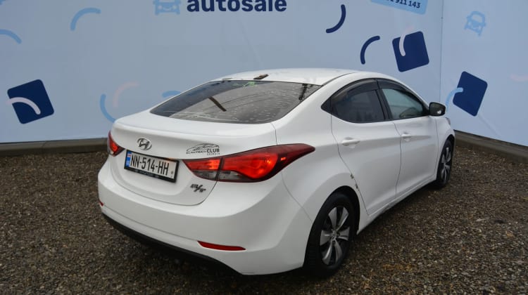 Hyundai Elantra