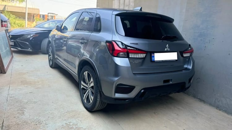 Mitsubishi Outlander preview