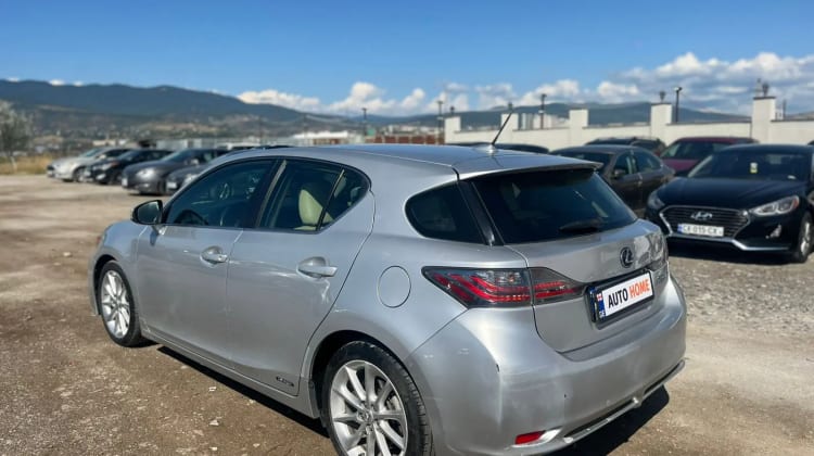 Lexus CT 200h