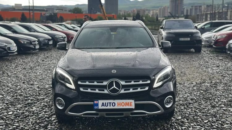 Mercedes-Benz GLA 250