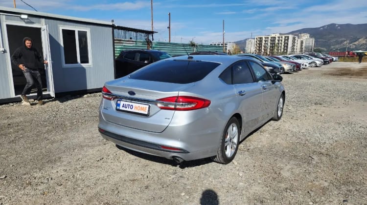 Ford Fusion
