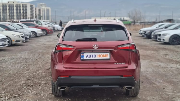 Lexus NX 200