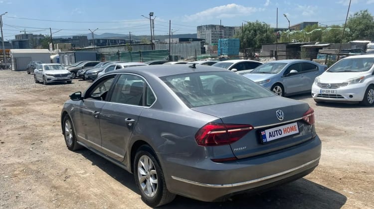 Volkswagen Passat