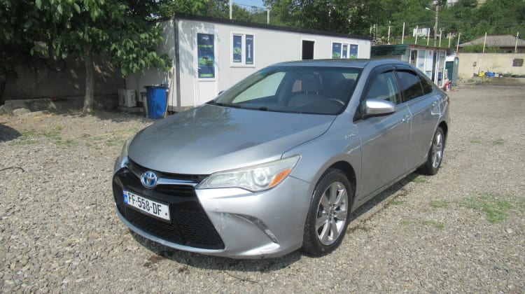 Toyota Camry preview