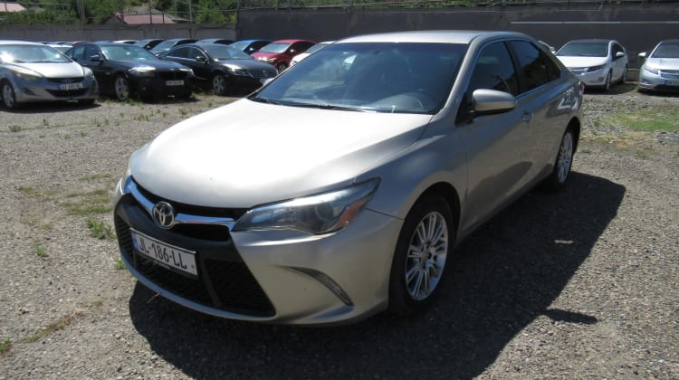 Toyota Camry preview
