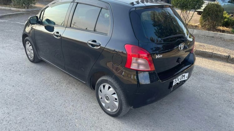 Toyota Vitz / Yaris
