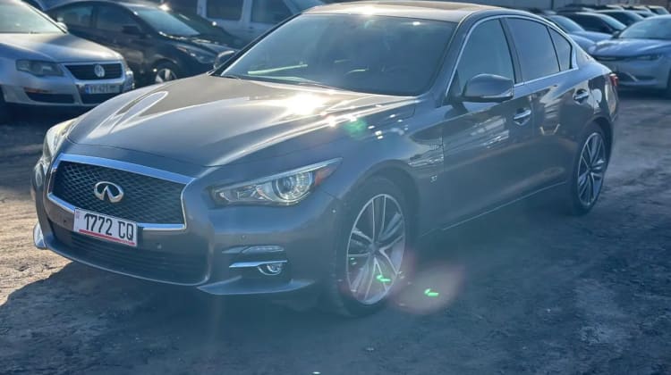 Infiniti Q50