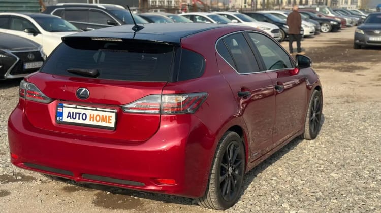 Lexus CT 200h