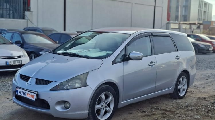 Mitsubishi Grandis